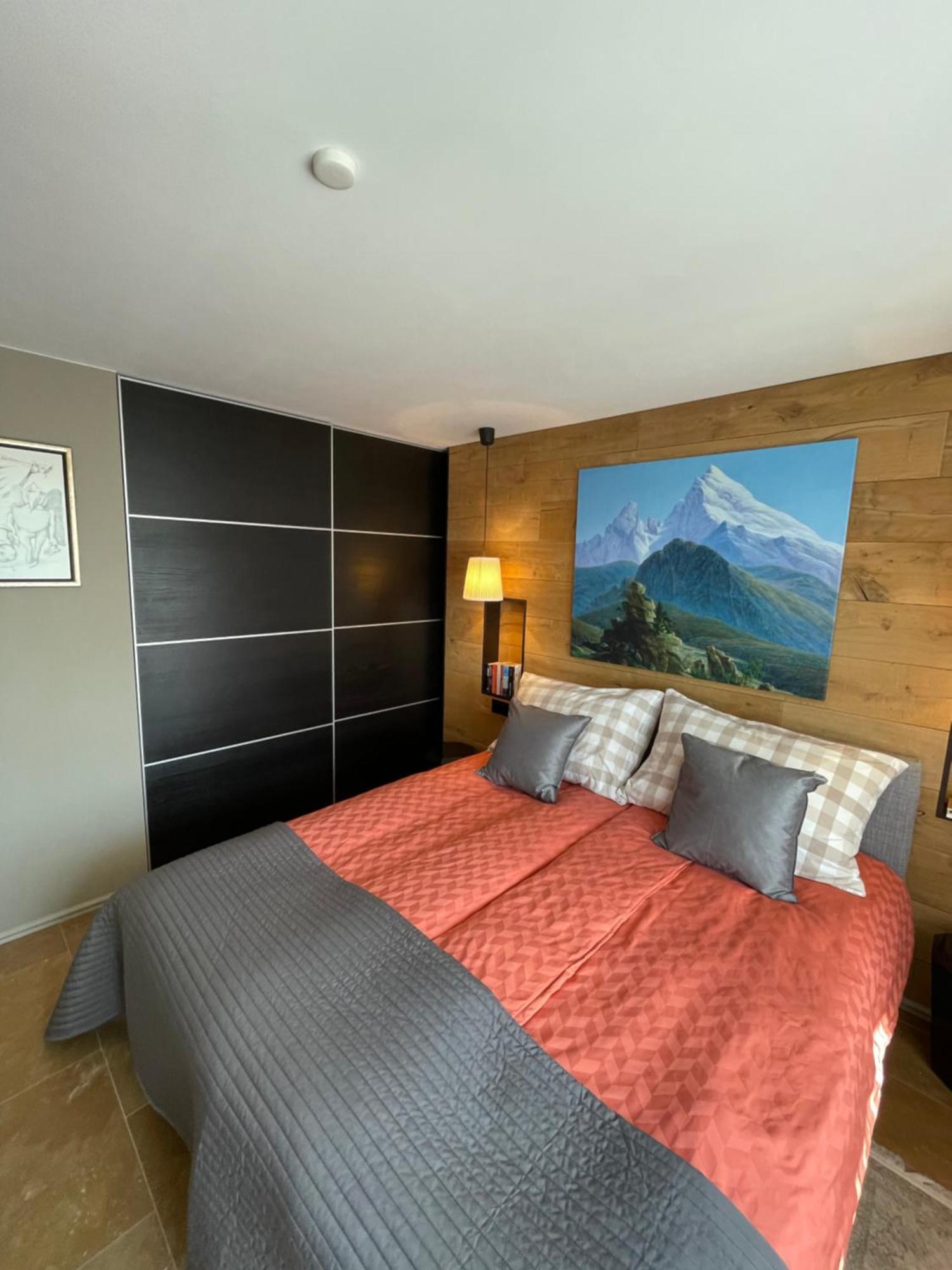 Luxury Apartment Кранс Монтана Екстериор снимка